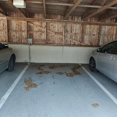 Apartment Lil Haven Cozy With Sauna, Glassed Balcony And Free Parking *